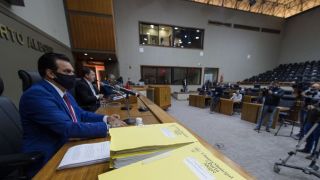 Relatório da Câmara de Vereadores é favorável à denúncia do impeachment de Marchezan
