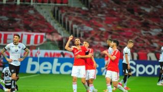 Galhardo decide, Inter vence e segue líder isolado
