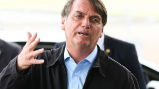 Bolsonaro e advogado-geral da União se reúnem após Supremo exigir depoimento presencial sobre suposta interferência na PF
