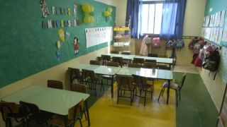 OMS alerta para riscos com crianças fora da escola e recomenda medidas