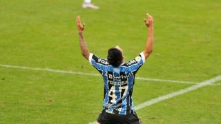 Ferreira quer deixar problemas no passado e "reconquistar a torcida" do Grêmio