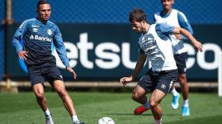 Grêmio prioriza contratação de volante, meia e atacante