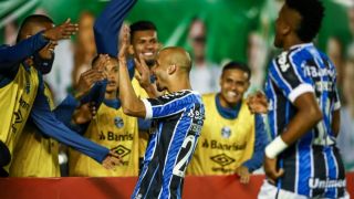 Com gol de Thaciano, Grêmio vence Juventude e avança para as quartas da Copa do Brasil