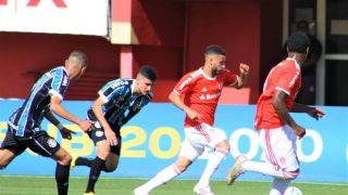 O Inter vence o Grêmio em Grenal válido pelo Brasileirão Sub-20 por 2 a 1