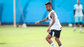 Projetando a partida contra o São Paulo, Matheus Henrique destaca: ”Quem duelar melhor, vai conseguir se classificar”