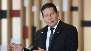 Vice-presidente Hamilton Mourão diz que o presidente da França externou interesses protecionistas ao criticar soja brasileira