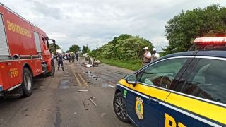Motorista morre em acidente entre dois carros e dois caminhões em Itaara