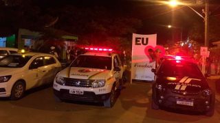 Fiscalização dispersa aglomerações e realiza prisão em Arambaré