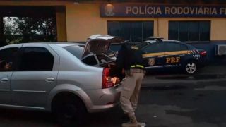 Trio de traficantes é preso transportando quase 20 quilos de maconha, na BR-290, em Eldorado do Sul