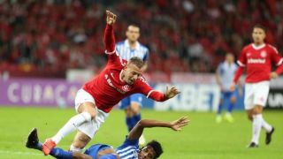 Inter vence o Avaí no Beira-Rio e entra no G-6 do Brasileirão