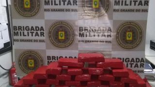Homem é preso com 20 quilos de maconha na RS-453, em Garibaldi, na Serra Gaúcha