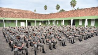 “Vocês são nosso maior investimento: pessoas”, diz o governador gaúcho a alunos do Curso Superior de Polícia Militar