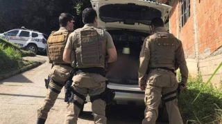 Homem suspeito de estupro, tentativa de assassinato e ocultação de cadáver é preso