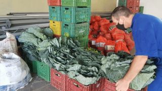 Secretaria da Agricultura distribui cestas do PAA para 300 famílias