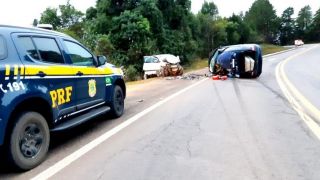 Acidente de trânsito deixa um morto e dois feridos na BR-116, em Campestre da Serra