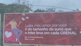 Declaração inusitada de amor viraliza em Santa Catarina