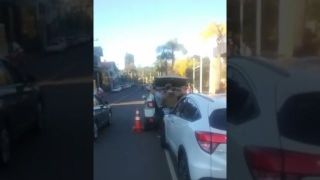 Produtor de queijos premiados é algemado após reagir à apreensão de mais de 3 mil reais do produto (veja o vídeo)