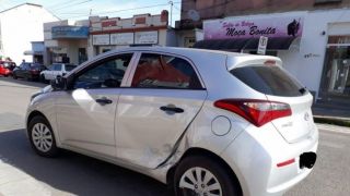 Acidente no centro de Camaquã deixa danos materiais