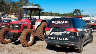 Polícia recupera em Nova Bassano trator furtado em Sertão Santana