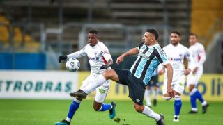 Grêmio não sai do zero em jogo com o Fortaleza e segue na lanterna do Brasileirão