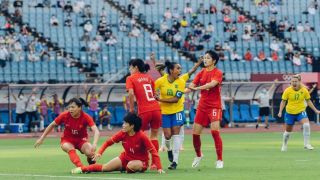 Com dois gols de Marta, Seleção feminina do Brasil estreia nas Olimpíadas com goleada de 5 a 0 sobre a China