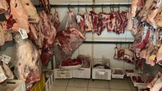 Mais de uma tonelada e meia de alimentos impróprios para o consumo é apreendida no Vale do Taquari