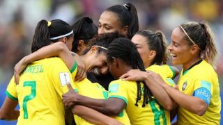 Seleção feminina aplica goleada de 3 a 0 na Jamaica na estreia da Copa do Mundo
