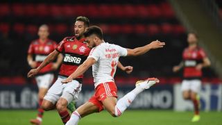 Inter goleia o Flamengo de Renato Portaluppi em pleno Maracanã