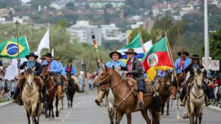 Liberados desfiles em comemoração ao 20 de Setembro somente para cavalarianos; confira as regras