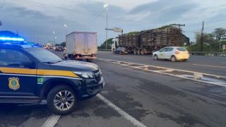 Acidente grave na BR-386, em Triunfo, causa morte de idosa de 81 anos
