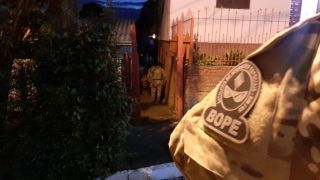 Homem é morto pela polícia após fazer a esposa refém em Farroupilha, na Serra Gaúcha