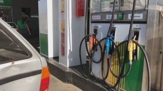 Gasolina alcança R$ 7,99 em Bagé; confira preços em cidades do RS