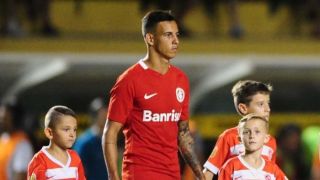 O que o Inter fará com o dinheiro da venda de Iago  