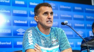 Saga do Grêmio contra o rebaixamento segue com esperança renovada