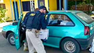 Casal é preso com mais de 250 litros de agrotóxico contrabandeado em Sarandi