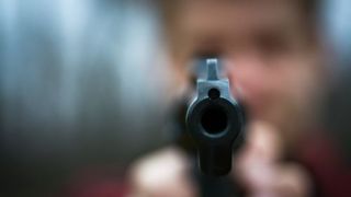 Motorista de aplicativo é encontrado morto em porta-malas de carro em Viamão