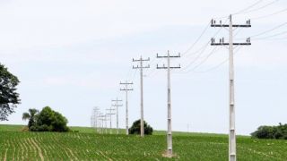 Saiba o que fazer em caso de falta de luz ou dano a eletrodomésticos após temporais