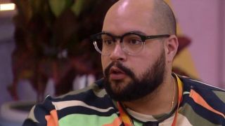 No BBB22, Tiago Abravanel abre o jogo sobre sua família: ''Família capa de revista não é real''