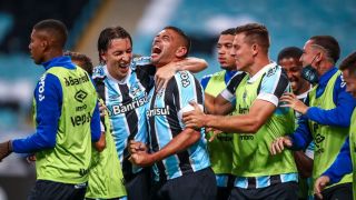 Com titulares, Grêmio recebe o São José