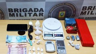 Brigada Militar de Camaquã prende homem por tráfico de entorpecentes