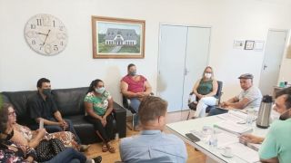 Após manifestação, Prefeitura e CPM da Escola Santa Terezinha entram em acordo sobre mudanças na escola