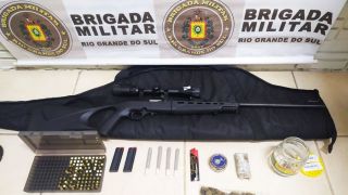 Três homens são presos com drogas e arma de fogo em Arambaré