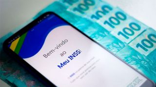 Governo antecipará o 13º salário de aposentados e pensionistas do INSS