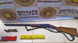 Homem com armas e munições ilegais foi preso em Camaquã