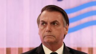 Bolsonaro diz que quer usar "pelotão de drones" na linha de frente de operações policiais