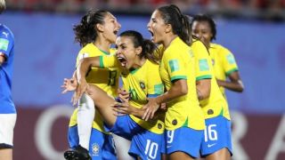 No embalo de Marta, Seleção enfrenta a França pelas oitavas da Copa do Mundo feminina