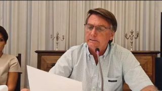 Bolsonaro diz que não quis “peitar o Supremo” ao conceder perdão ao deputado federal Daniel Silveira