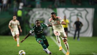 Inter vence o Goiás por 2 a 1 pelo Campeonato Brasileiro