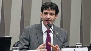 PF prende assessor e coordenador de campanha do ministro do Turismo em caso dos laranjas do PSL
