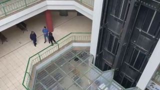 Menino de três anos morre após cair do quarto andar de shopping em Cruz Alta